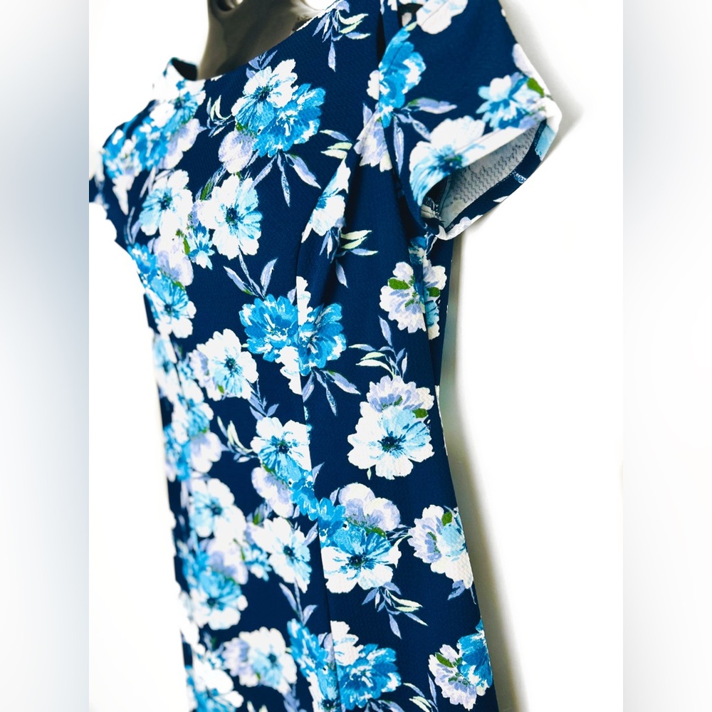 Alyx Navy and White Floral Mini Dress - Picture 5 of 9